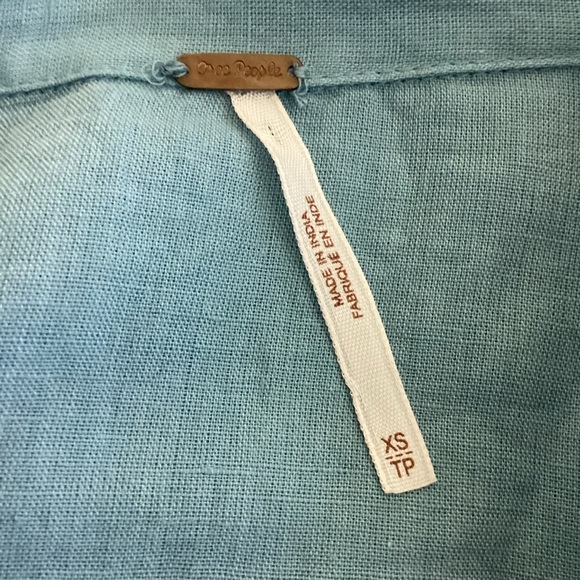 Free People Weekend Escape Top Womens XS Chambray Linen Blend Oversized OB396789 - Picture 4 of 7